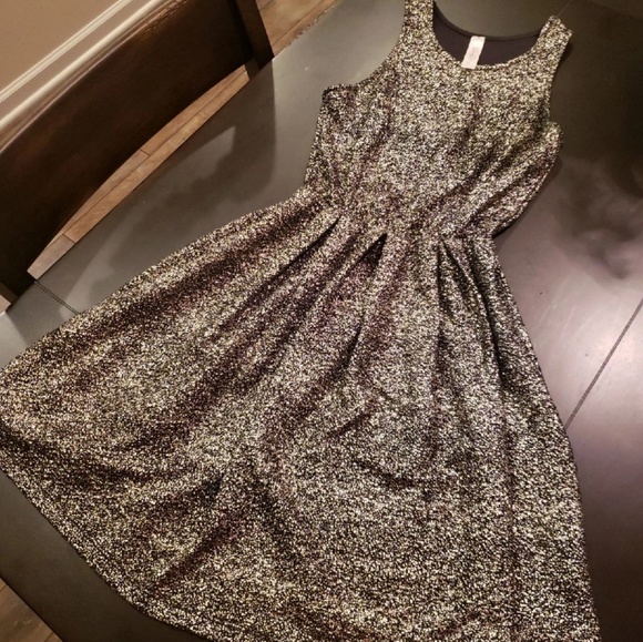 Lovely day gold sparkle dress - Picture 1 of 1
